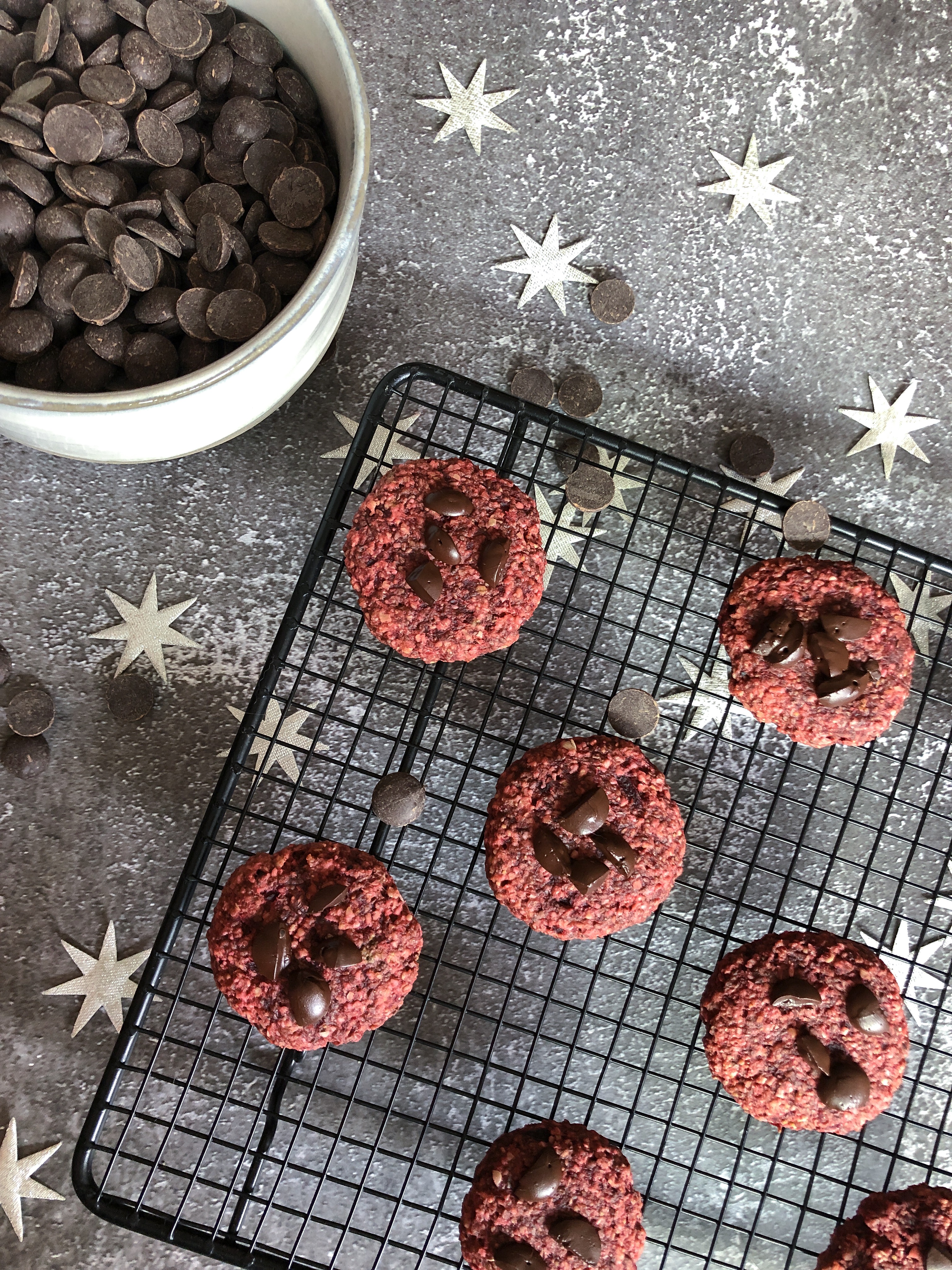 Vegane Plätzchen mit roter bete