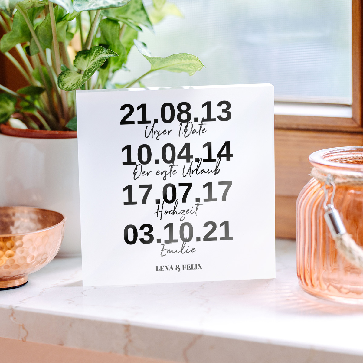 Personalisierbarer Acrylblock mit wichtigen Daten