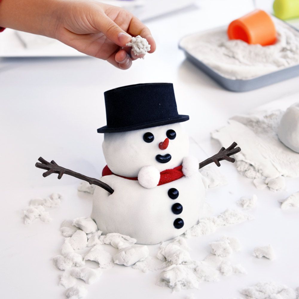 Schneeman-Bauset mit Kinetic Sand