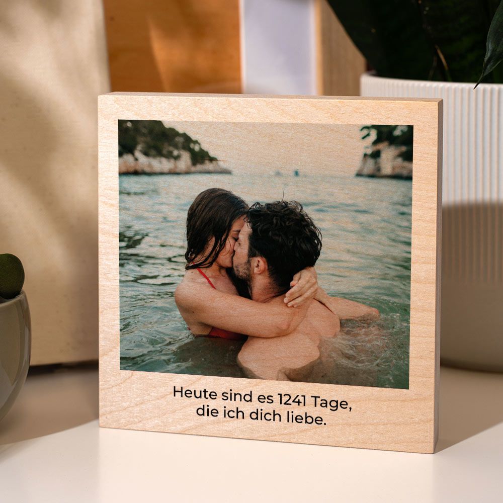 Personalisierbarer Holzblock mit Foto und Text