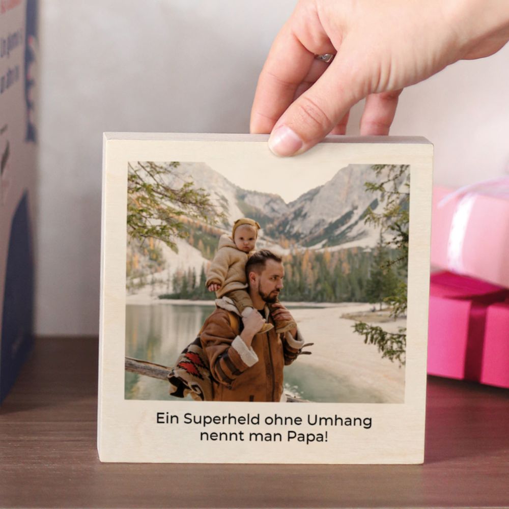 Personalisierbarer Holzblock mit Foto und Text