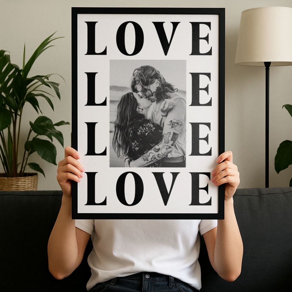 Personalisierbares Poster mit Love Design und Foto