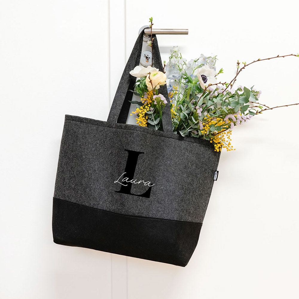 Personalisierbare Filztasche mit Monogramm