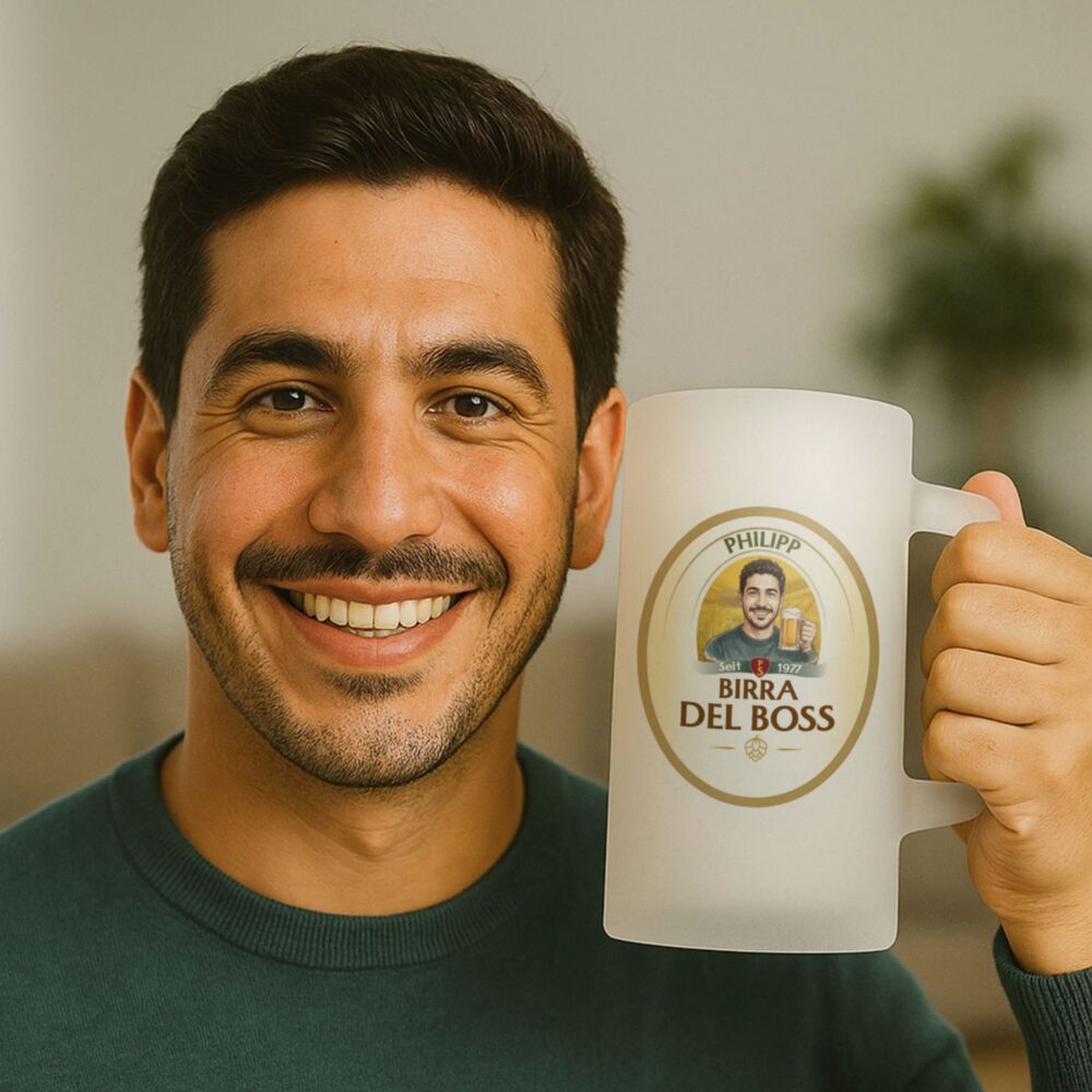 Personalisierbarer Bierkrug mit Name und Comic-Porträt