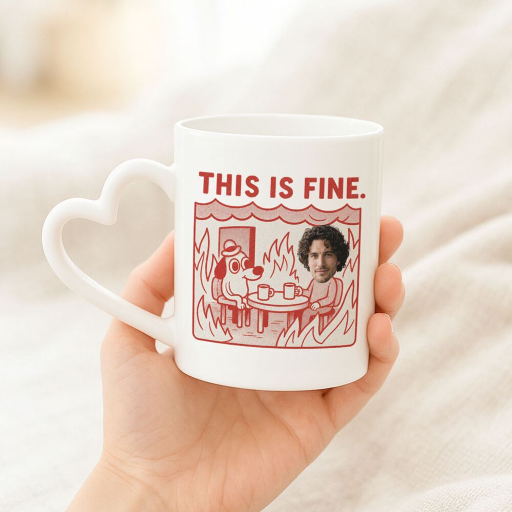 Personalisierte Tasse This is Fine Meme mit Foto