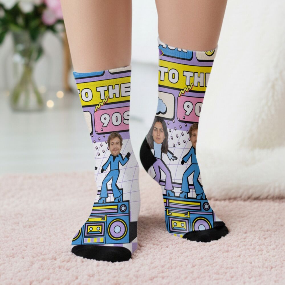 Personalisierbare Socken mit 2 Gesichtern – Back to the 90s