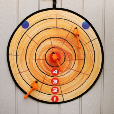 Wurfaxt-Spiel für drinnen