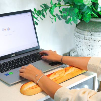 Baguette Armunterlage für den Schreibtisch Baguette Armunterlage für den Schreibtisch