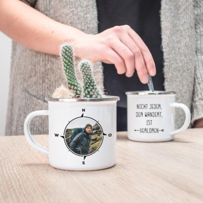 Personalisierbare Metalltasse Kompass mit Foto Personalisierbare Metalltasse Kompass mit Foto