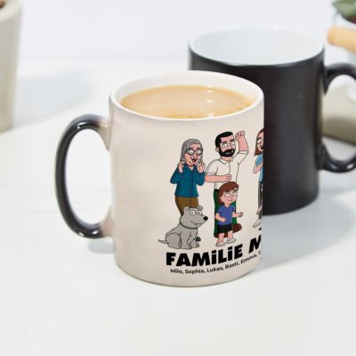 Personalisierbare Tassen-Illustration Zeichentrick Familie
