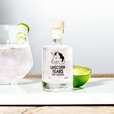 Mini Einhorn-Tränen Likör mit Gin Mini Einhorn-Tränen Likör mit Gin