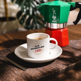 Personaliseret espressokop med navn og år