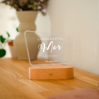 LED-lampe med tekst i billboarddesign