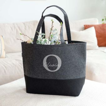 Personlig filtpose med monogram