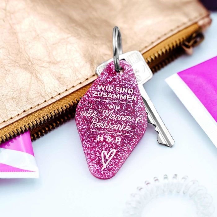 Personalisierbarer Glitzer Schlüsselanhänger mit Text main product photo