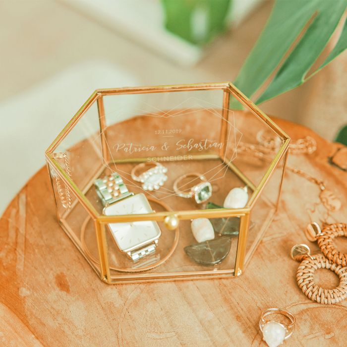 Personalisierbare Glasbox zur Hochzeit main product photo