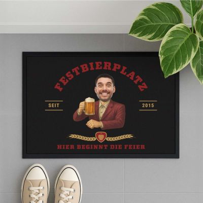 Personalisierbare Fußmatte mit Logo und Gesicht