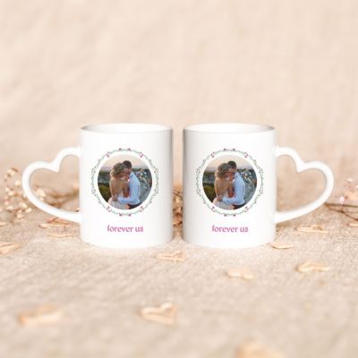Personalisierbare Tasse Blumenkranz mit Foto und Text