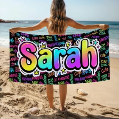 Personalisierbares Handtuch mit Namen im Graffiti Design
