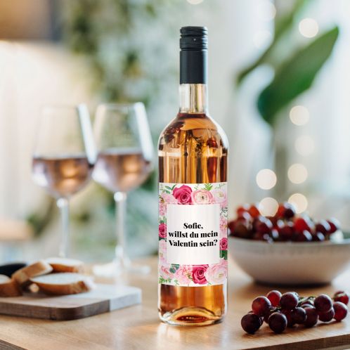 Personalisierbarer Rosé-Wein mit Text und Blumenmuster