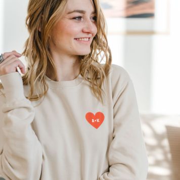 Personalisierbarer Pullover Herz mit Initialen