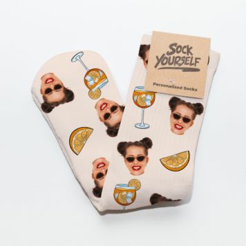 Personalisierbare Aperol Socken mit Gesicht