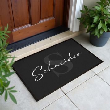 Personalisierbare Fußmatte mit Monogramm