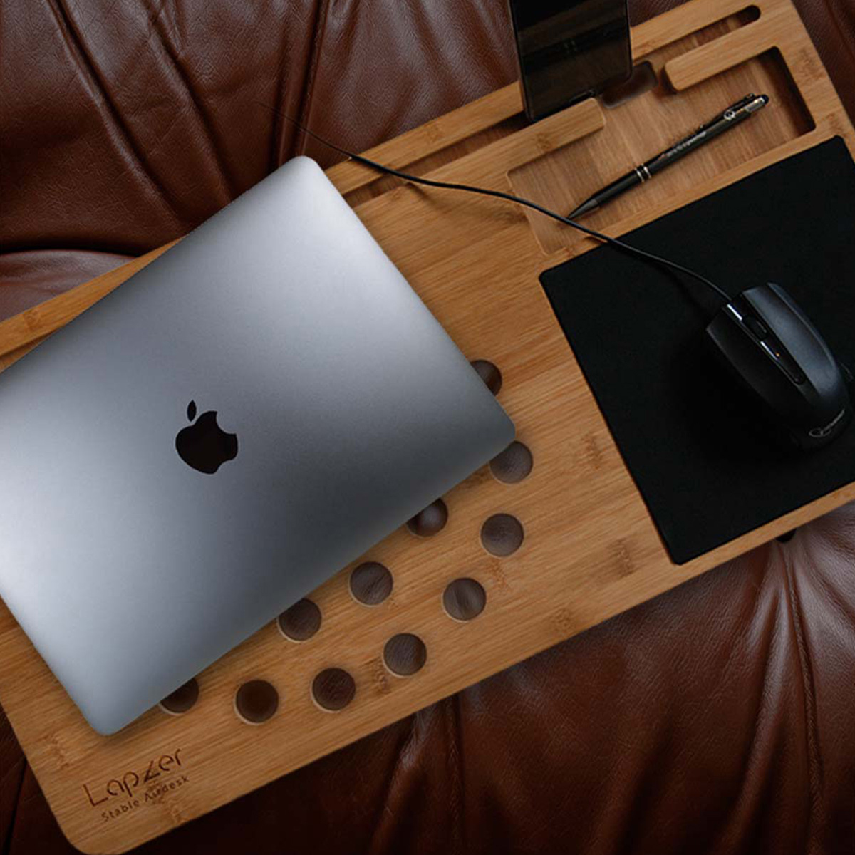 Laptop Unterlage aus Holz