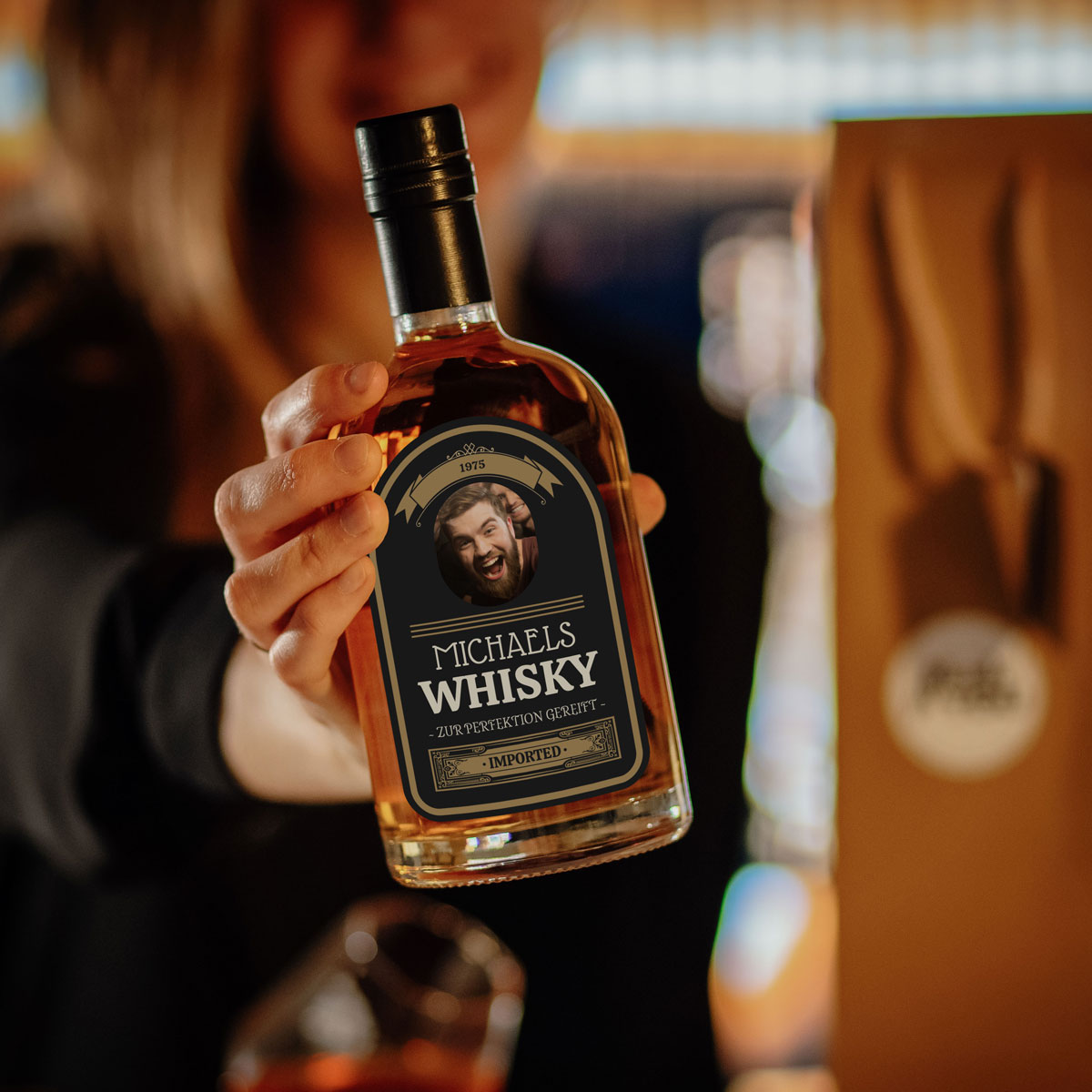 Personalisierbarer Whisky im Vintage-Design mit Foto und Text
