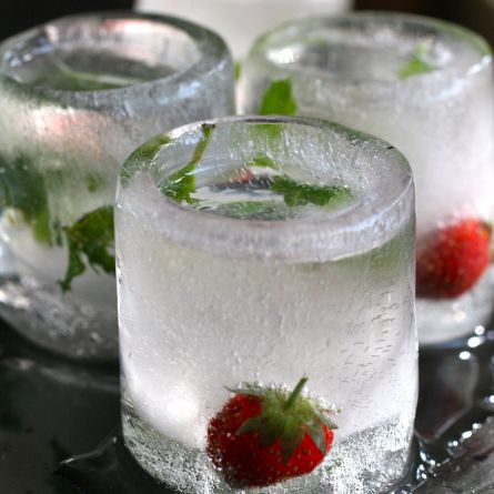 Shotgläser aus Eis - Cool Shooters