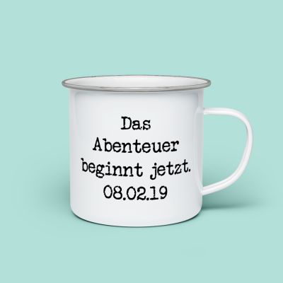 Personalisierbare Metalltasse mit Text Personalisierbare Metalltasse mit Text